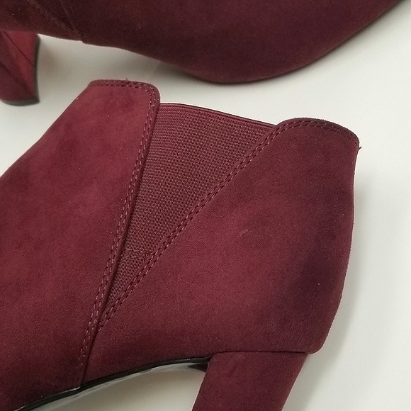 Marc Fisher Booties - Picture 4 of 8